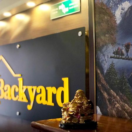 Backyard Hotel Kathmandu Exteriör bild