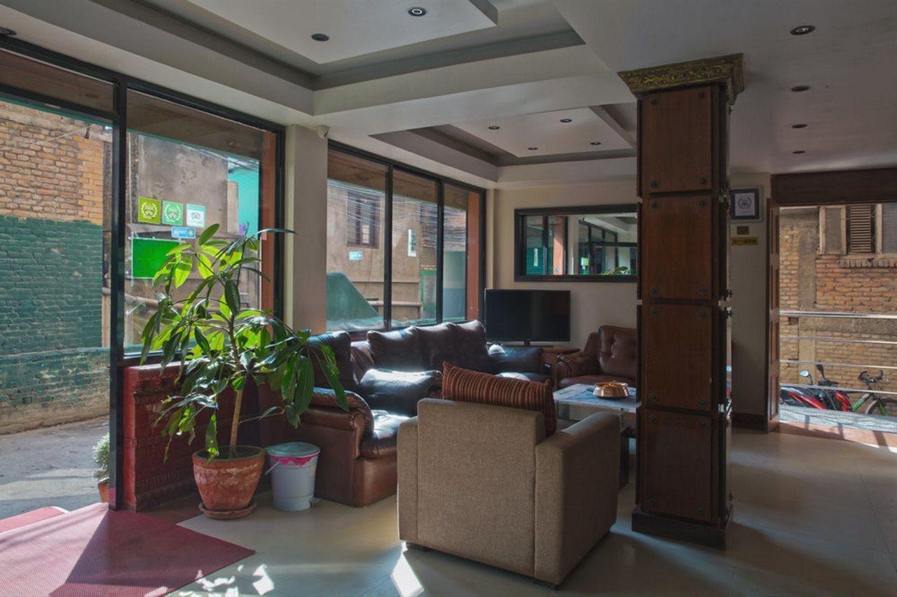 Backyard Hotel Kathmandu Exteriör bild