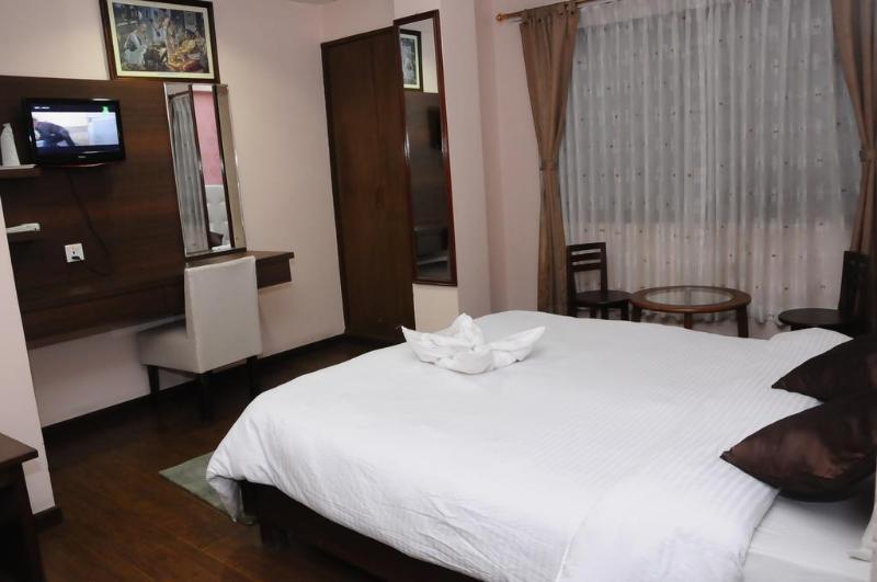 Backyard Hotel Kathmandu Exteriör bild
